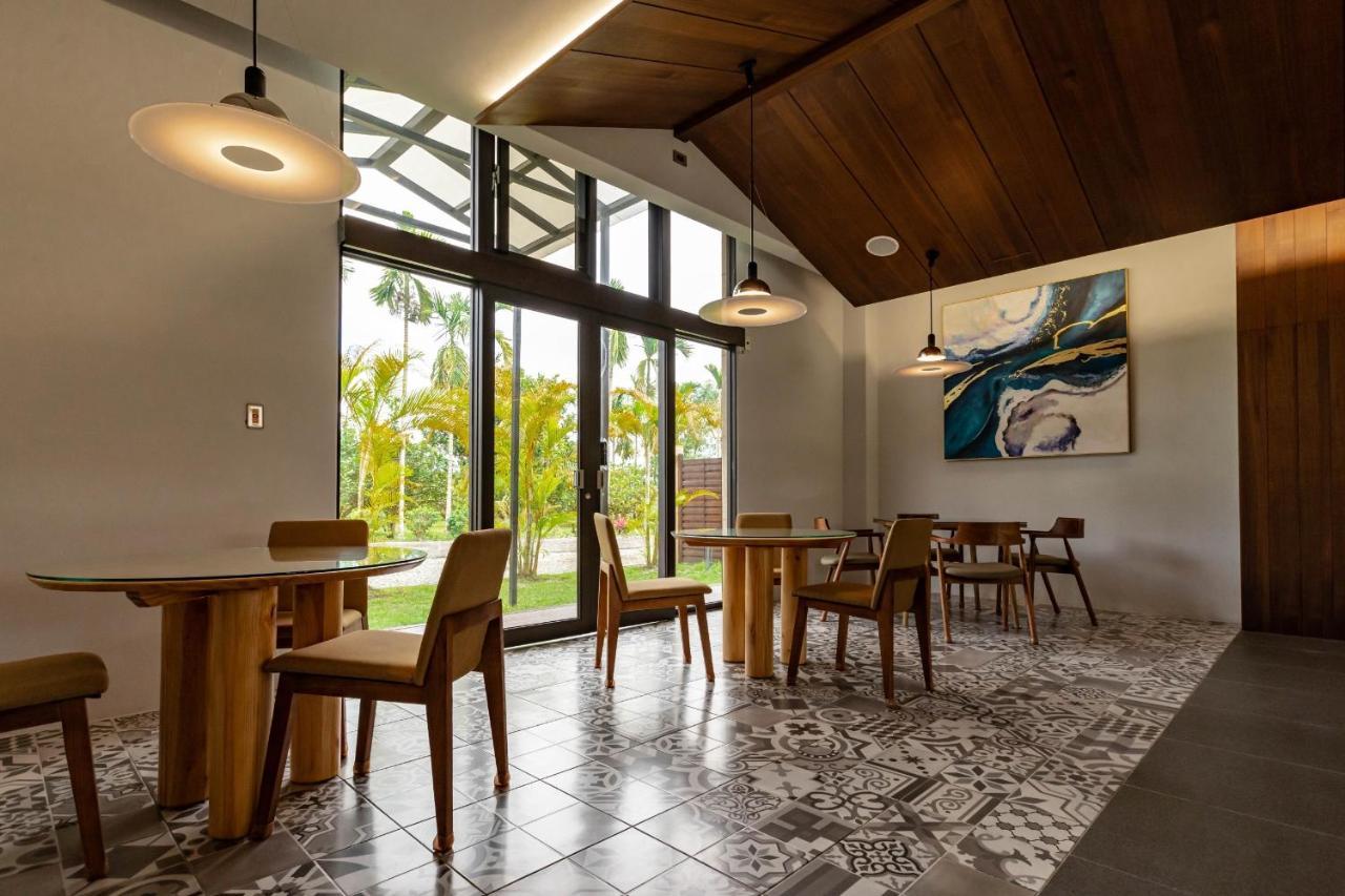 רויסוי W Starry Villa מראה חיצוני תמונה
